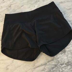 Lululemon Speed It Up Midrise 4” Short